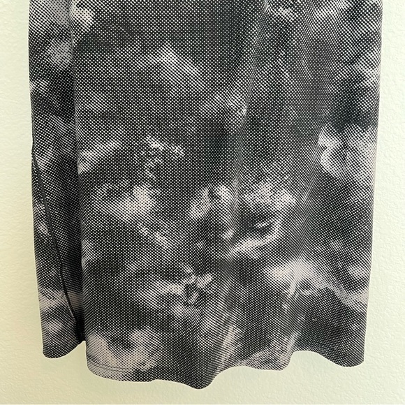 Athleta women’s tank top size 1X tie dye racerback printed black - Picture 4 of 11